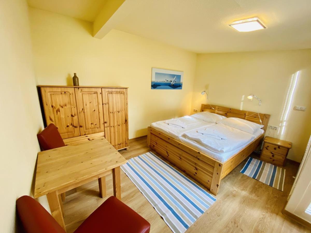 Apartmán Sonnendeck, Direkt Am Leuchtturm Rostock Exteriér fotografie